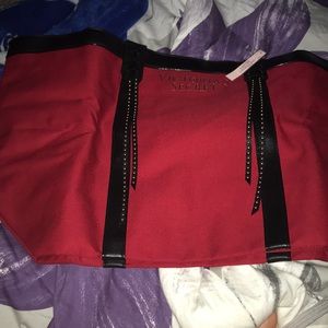 NEW Victoria secret bag. Never opened brand new!